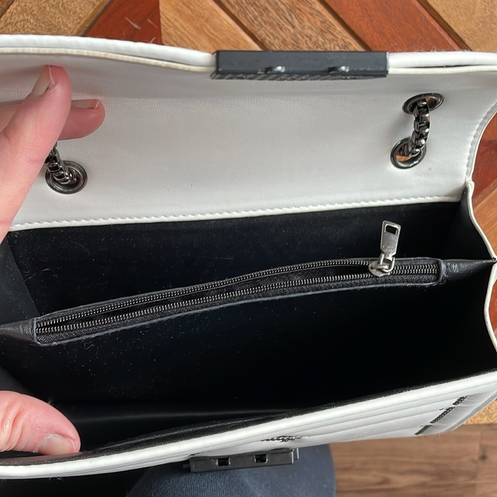 Black & white studded purse - Picture 5 of 5